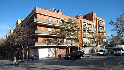 Descubre el barrio mediante fotos.