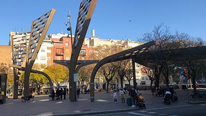 Descubre el barrio mediante fotos.