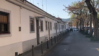Descubre el barrio mediante fotos.