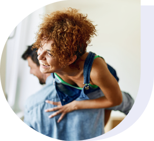 Personas felices con su hipoteca